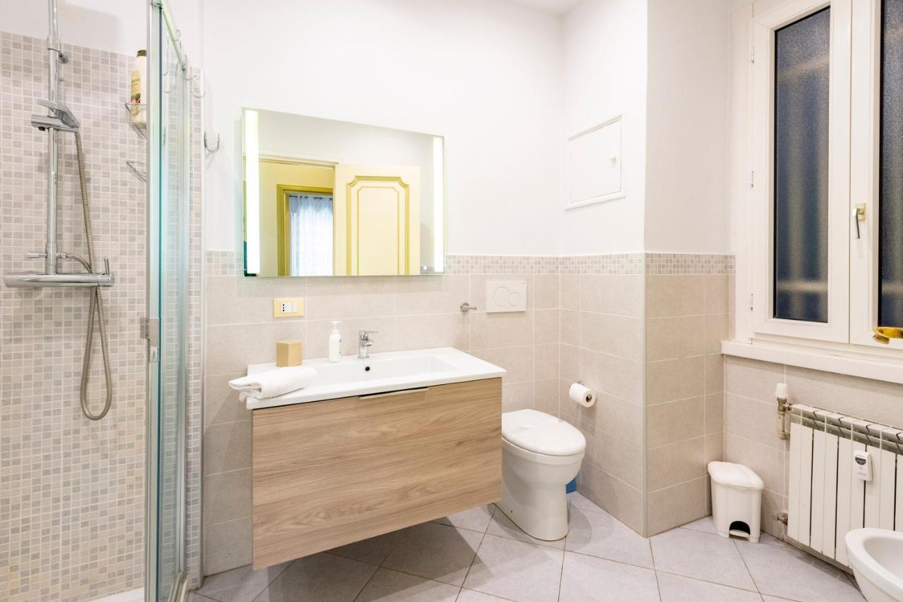 Joivy Cute Flat With Terrace Apartment Genoa Bagian luar foto